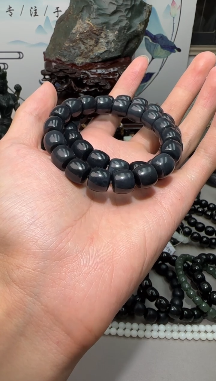 手链未镶嵌和田玉新疆墨玉11*12直切手串
