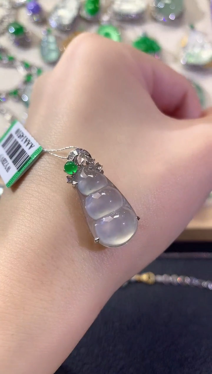 吊坠(不含链)18K金镶嵌翡翠冬日珠宝E21