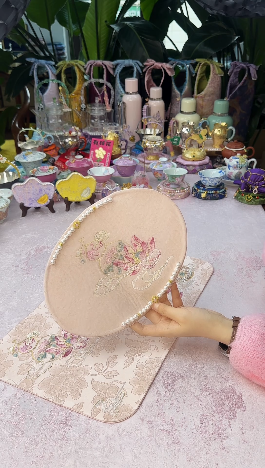 79 粉色椭圆宝葫芦茶席