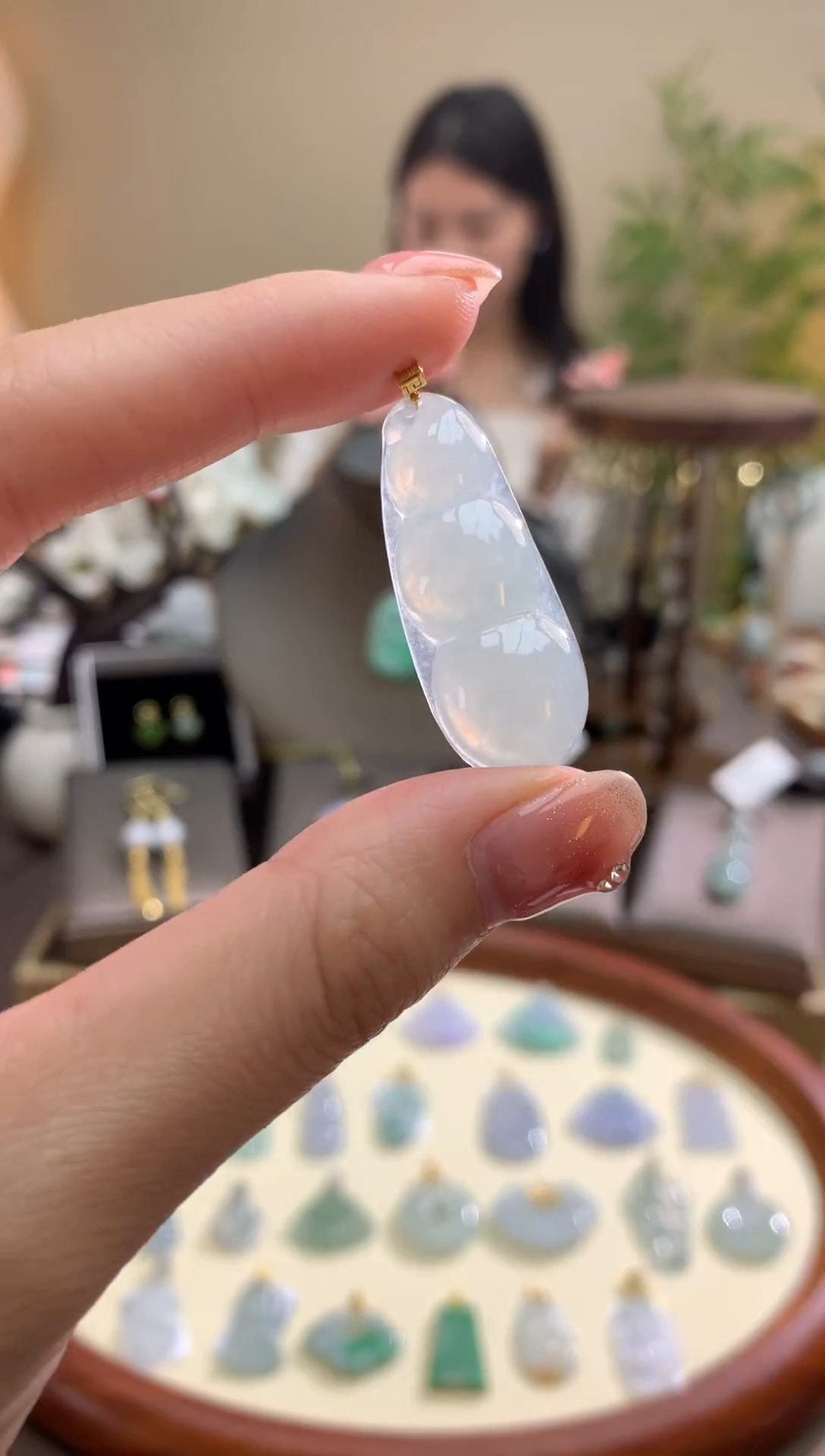 【闪购商品】翡翠颈饰18K金镶嵌豆子