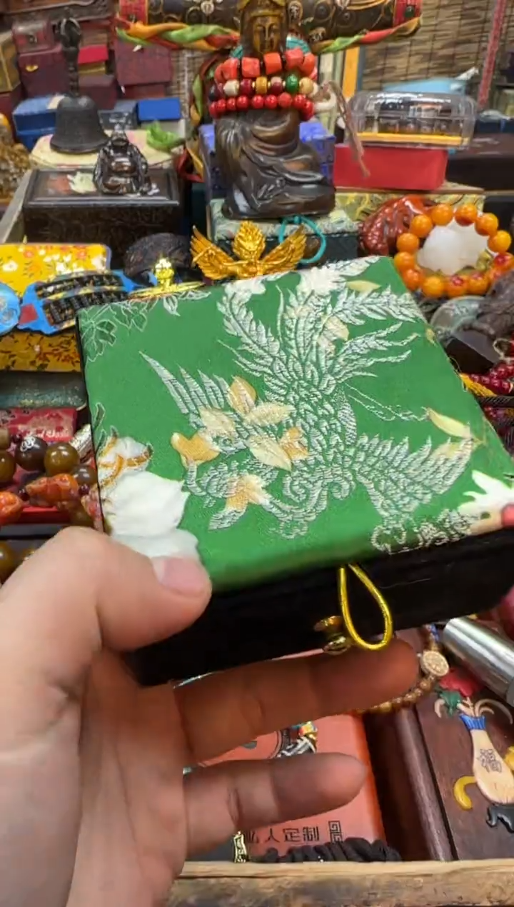 【闪购商品】滴血莲花菩提吊坠推荐好物如图所示