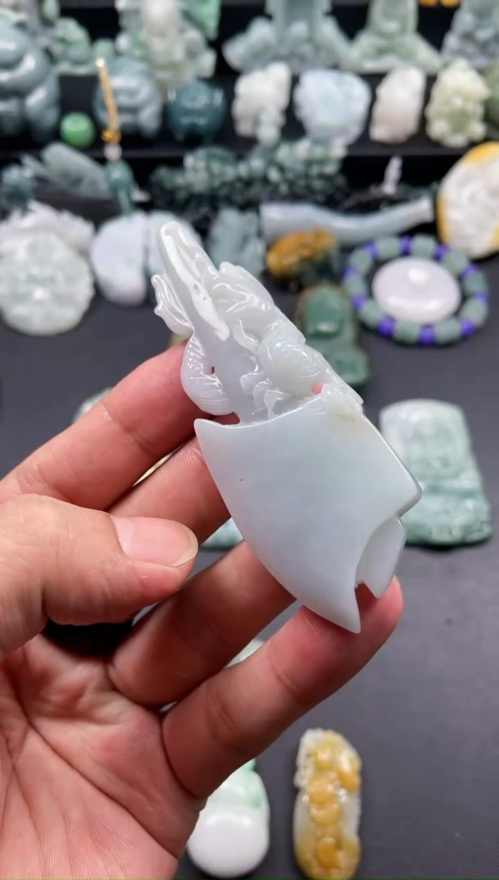颈饰未镶嵌翡翠2  天然翡翠a货  府上有龙