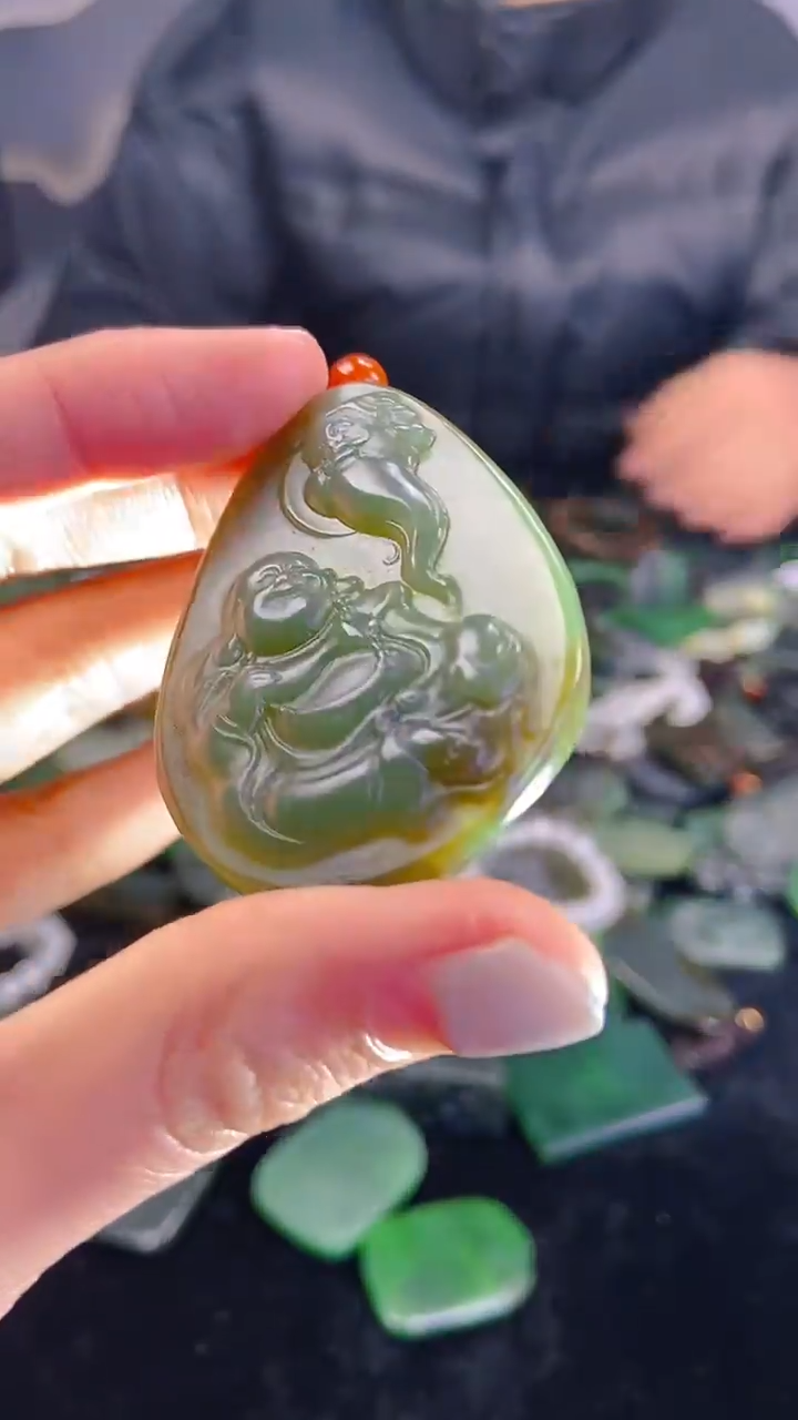 颈饰未镶嵌和田玉1