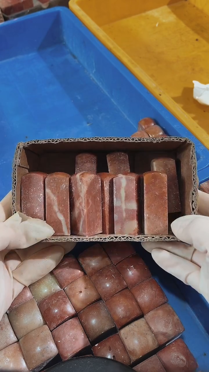 老挝石无***漠瑕疵不规则章