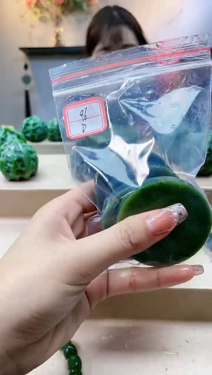 【闪购商品】和田玉挂件未镶嵌1