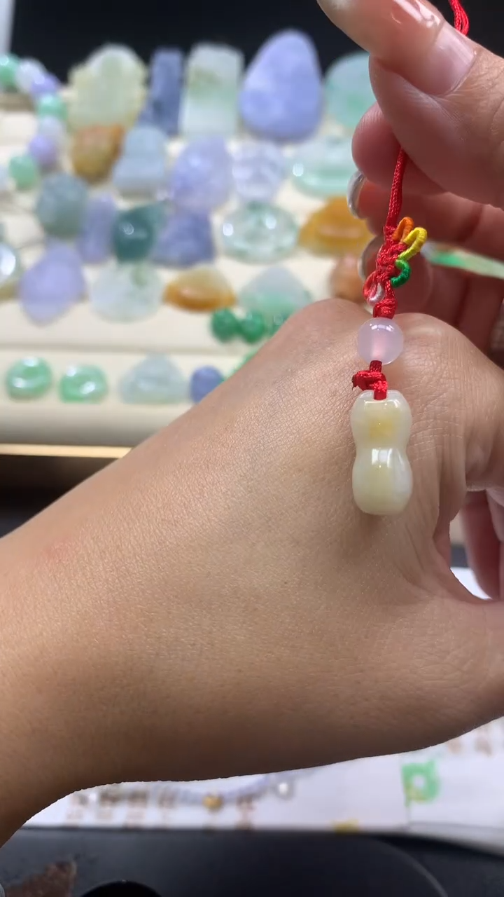 【闪购商品】翡翠颈饰未镶嵌翡翠