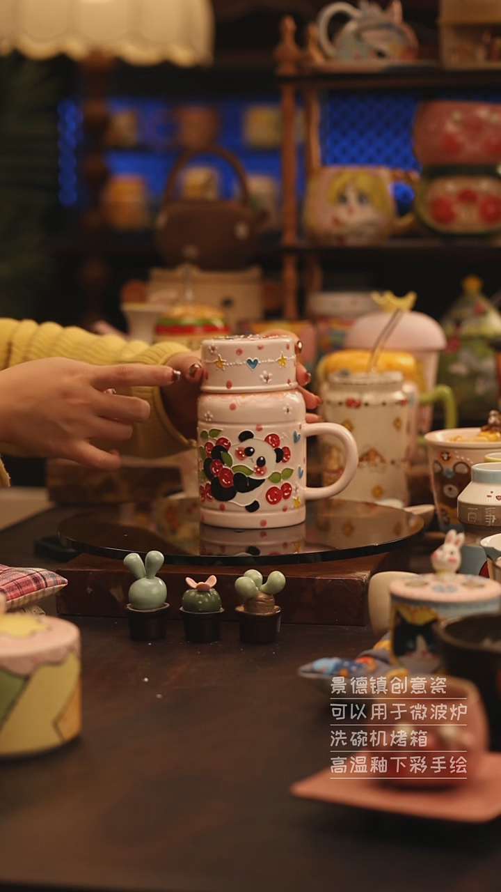 陶瓷景德镇可爱陶瓷釉下彩绘设计师款