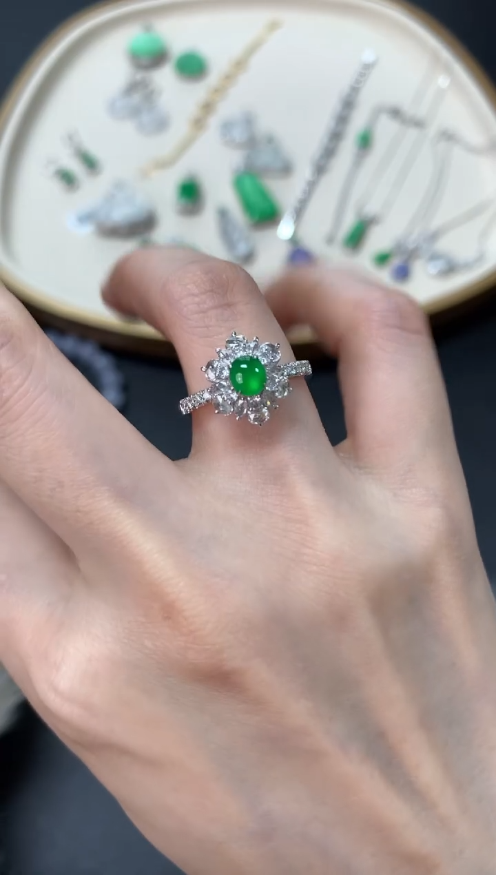 【闪购商品】翡翠戒指18K金镶嵌戒指16000