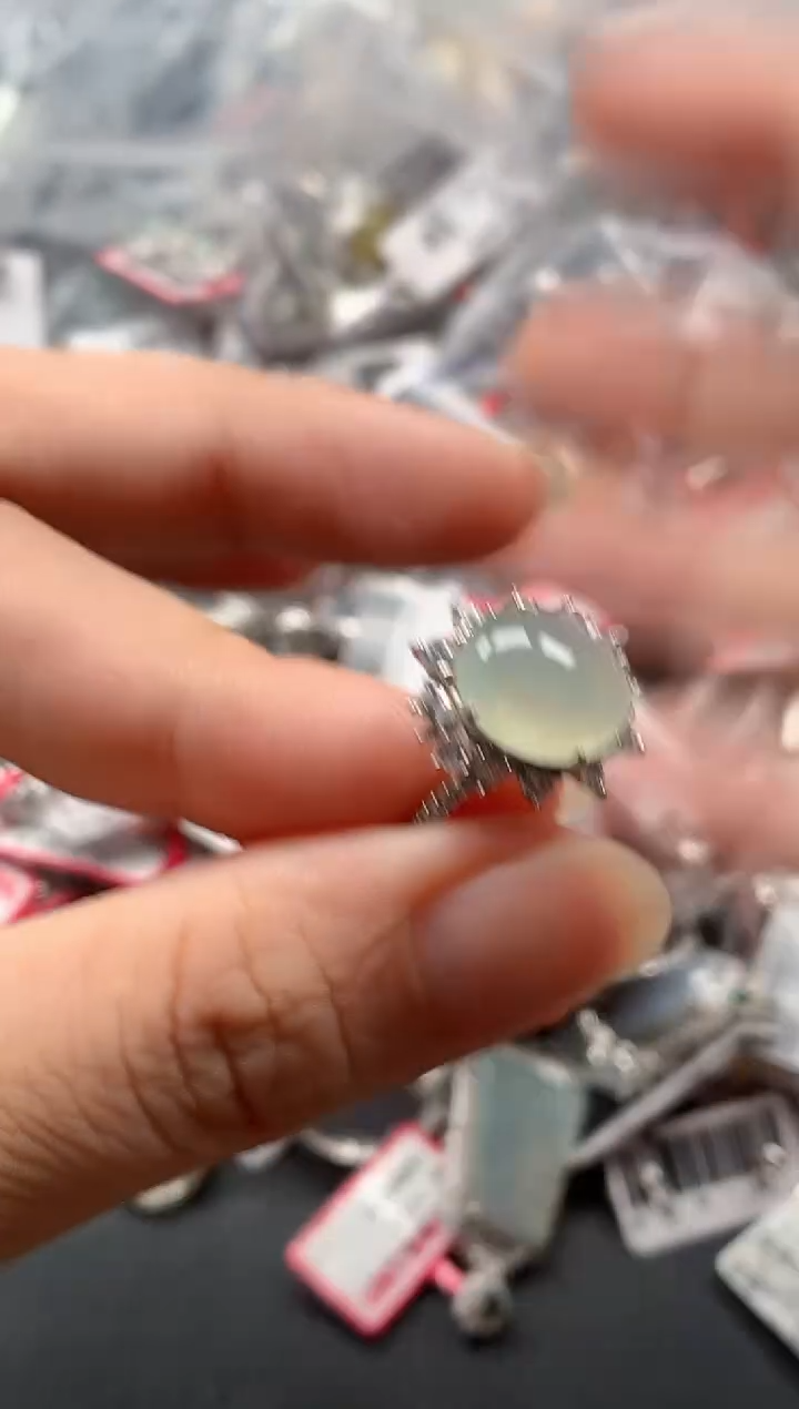银S925镶嵌戒指翡翠天然A货缅甸翡翠