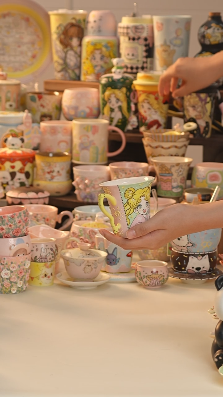 其他景德镇釉下彩手绘设计师款陶瓷