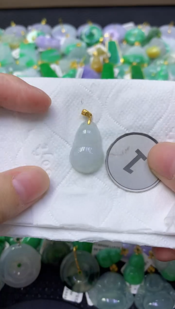 颈饰未镶嵌翡翠天然缅甸翡翠A货