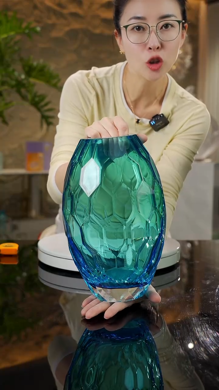 【闪购商品】瓷片设计款花瓶摆件