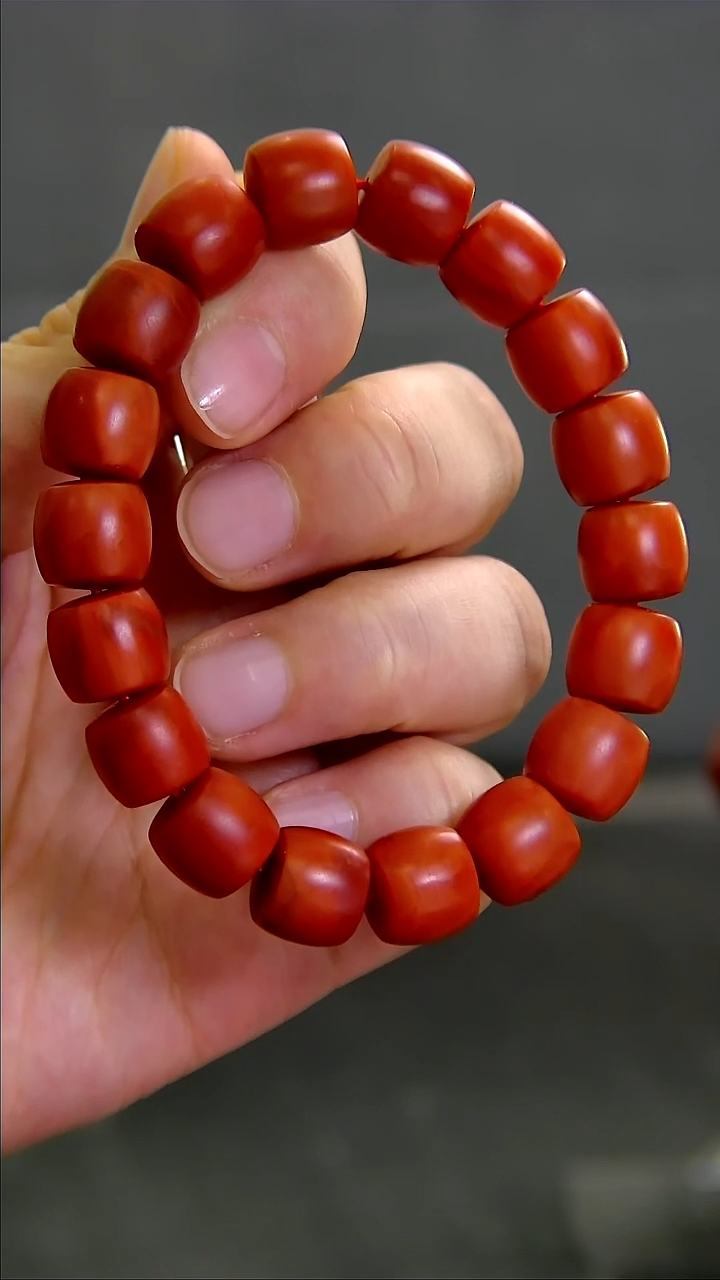 【闪购商品】南红玛瑙手串未镶嵌012DY00209产品一个