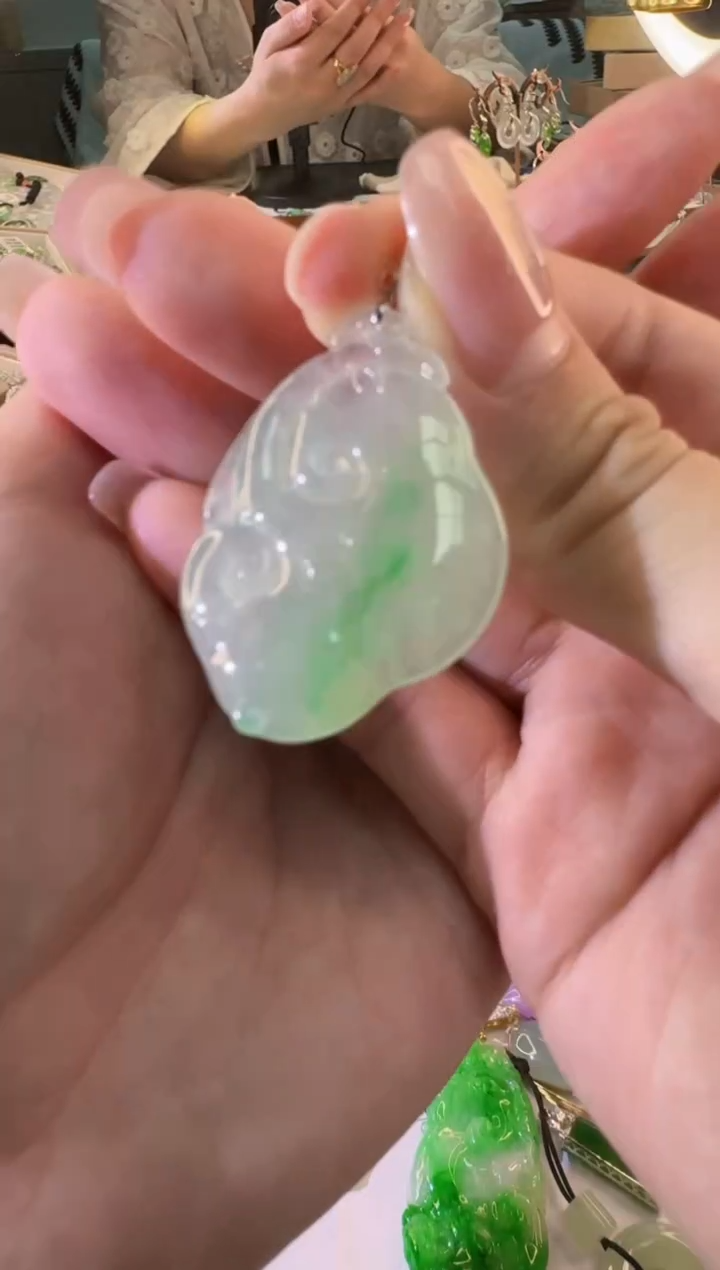 【闪购商品】翡翠18K金镶嵌颈饰缅甸翡翠A货吊坠