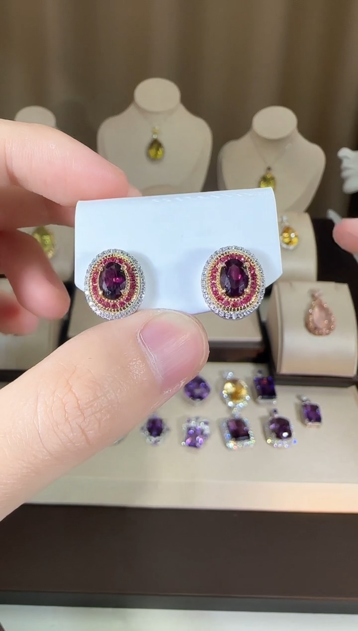 【闪购商品】石榴石（紫牙乌）耳饰银S925镶嵌11*13mm耳钉