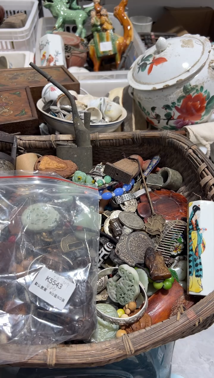 抖*秒拍秒付闪购瓷铜摆件