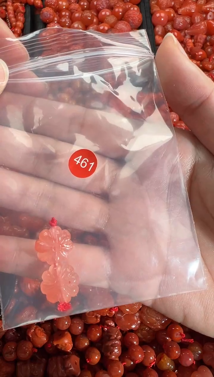 【闪购商品】南红玛瑙颈饰未镶嵌1