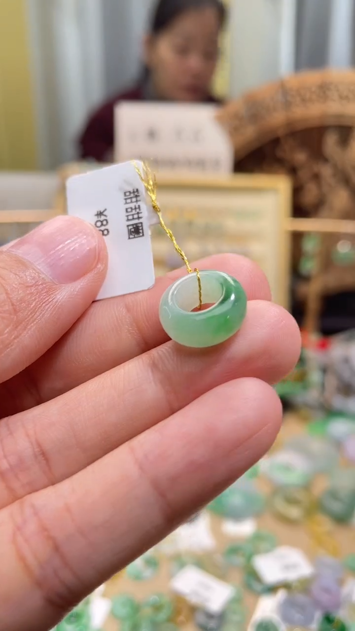 颈饰未镶嵌翡翠甜甜圈