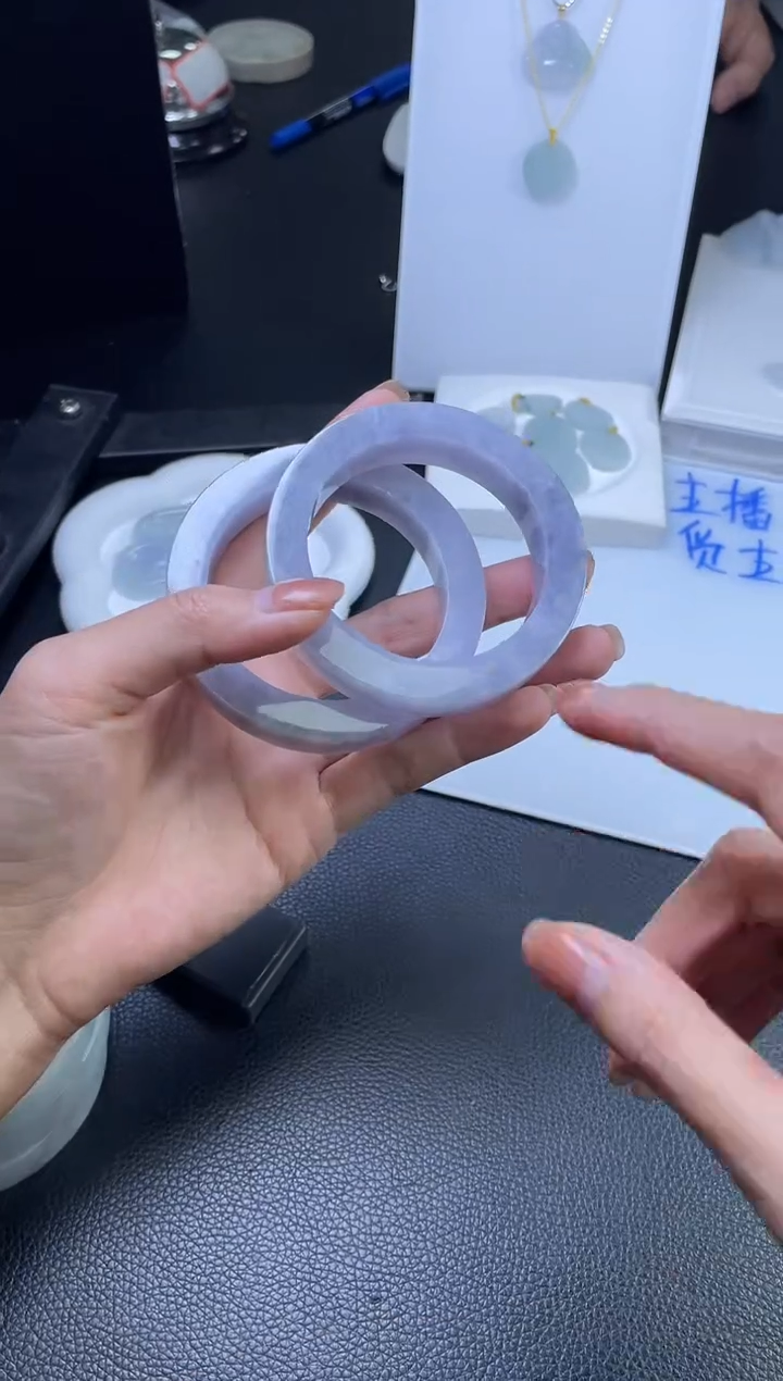 【闪购商品】定制翡翠手镯未镶嵌手镯多样性发一件