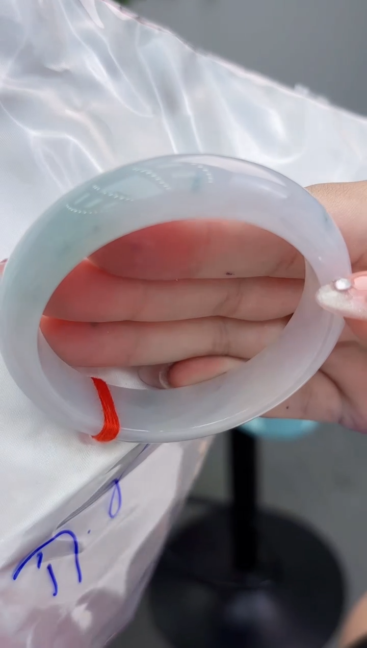 【闪购商品】翡翠手镯未镶嵌翡翠手镯