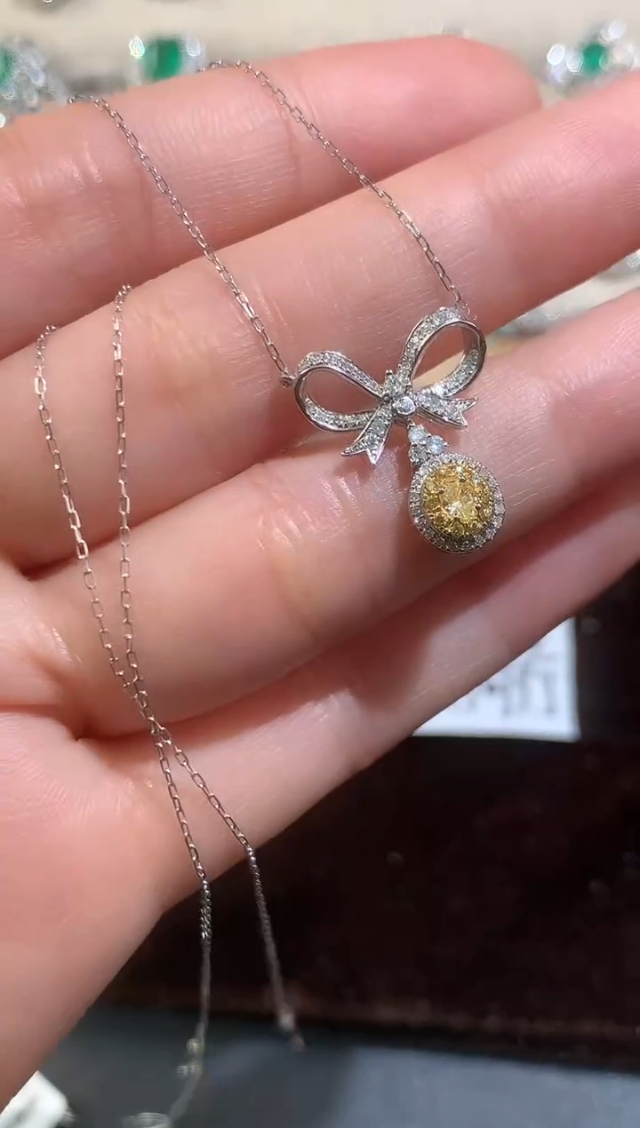 18K金镶嵌套链钻石圣****鱼D120|2680