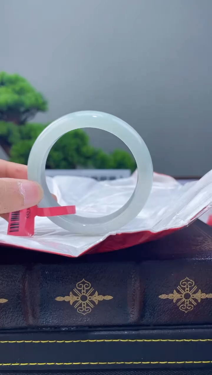 【闪购商品】翡翠手镯未镶嵌手镯16