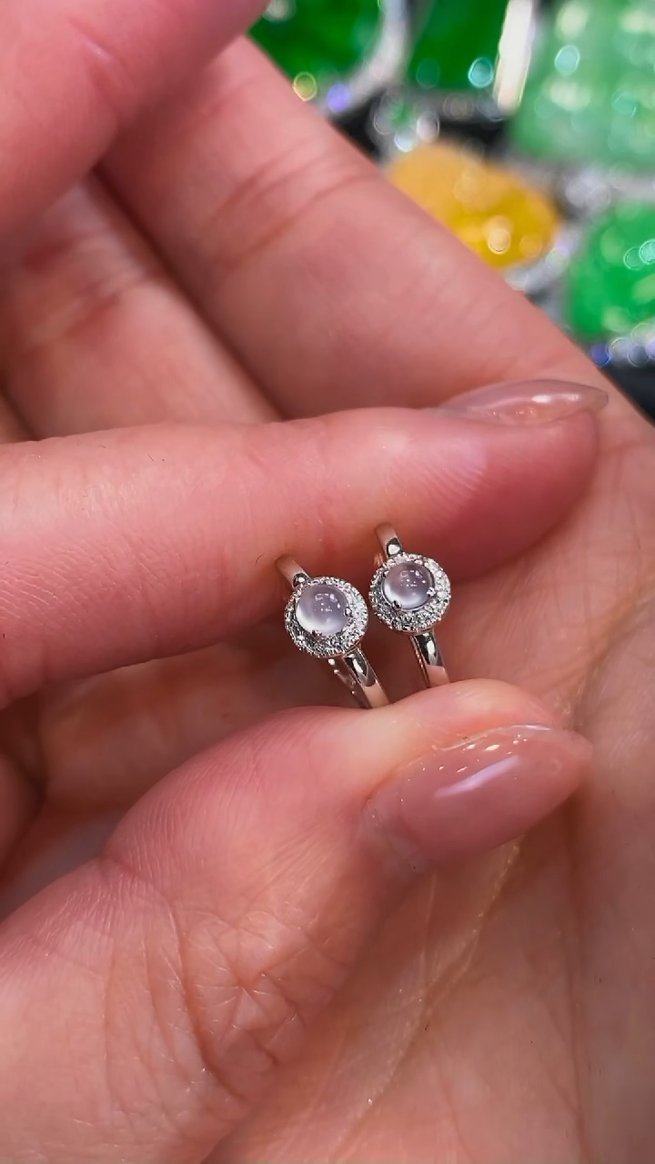 【闪购商品】翡翠颈饰未镶嵌冰蛋耳扣