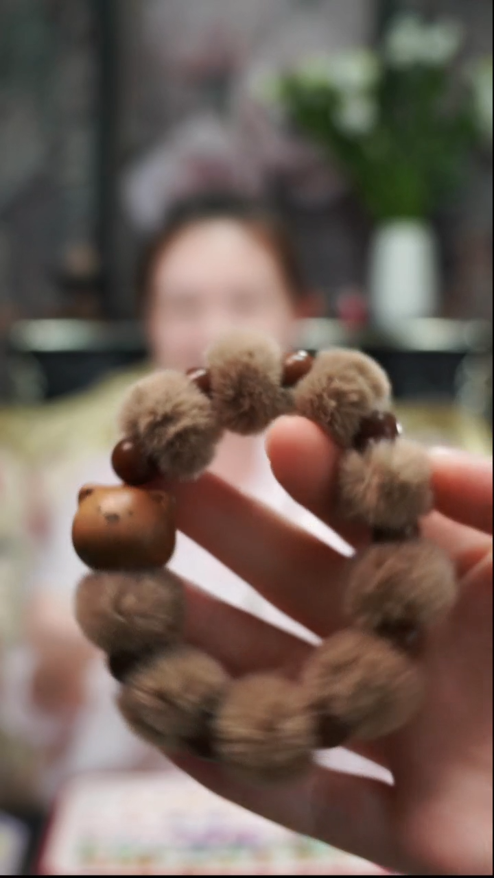 18K金镶嵌手串南红玛瑙翅*手串