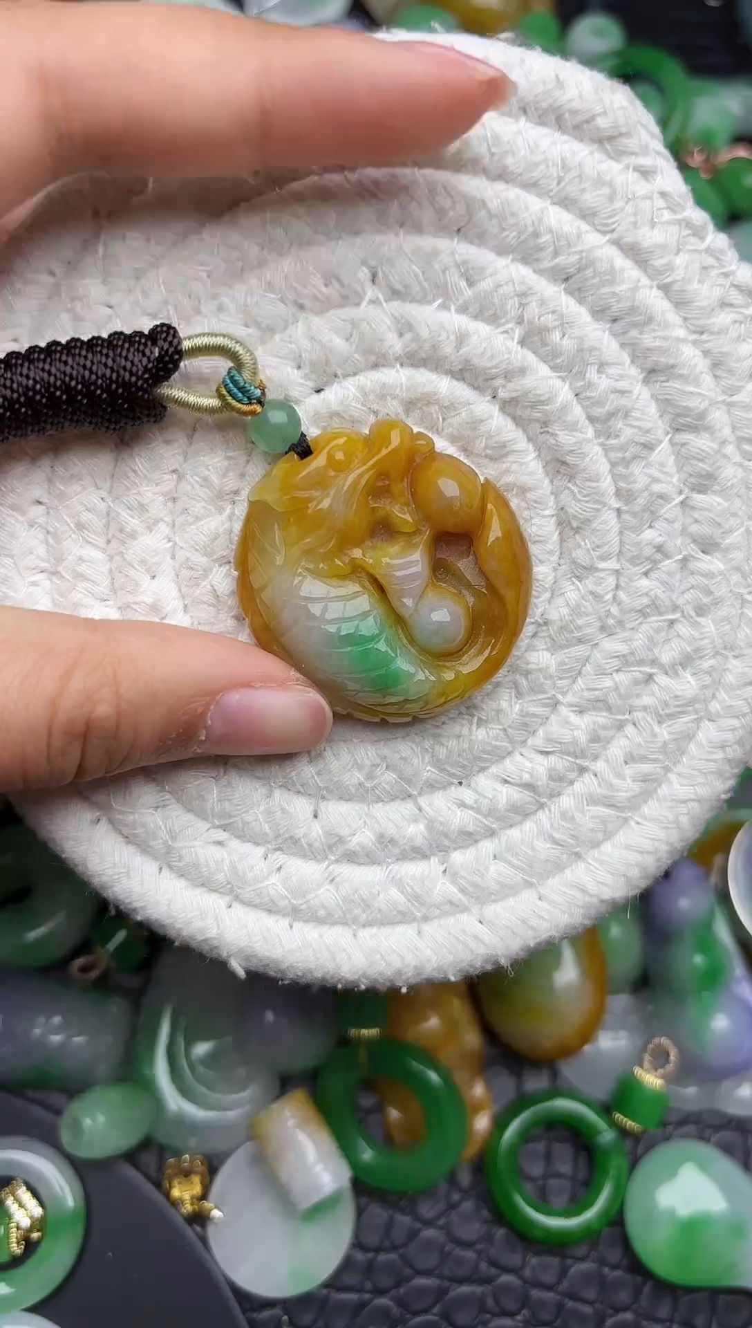 颈饰未镶嵌翡翠缅甸翡翠吊坠