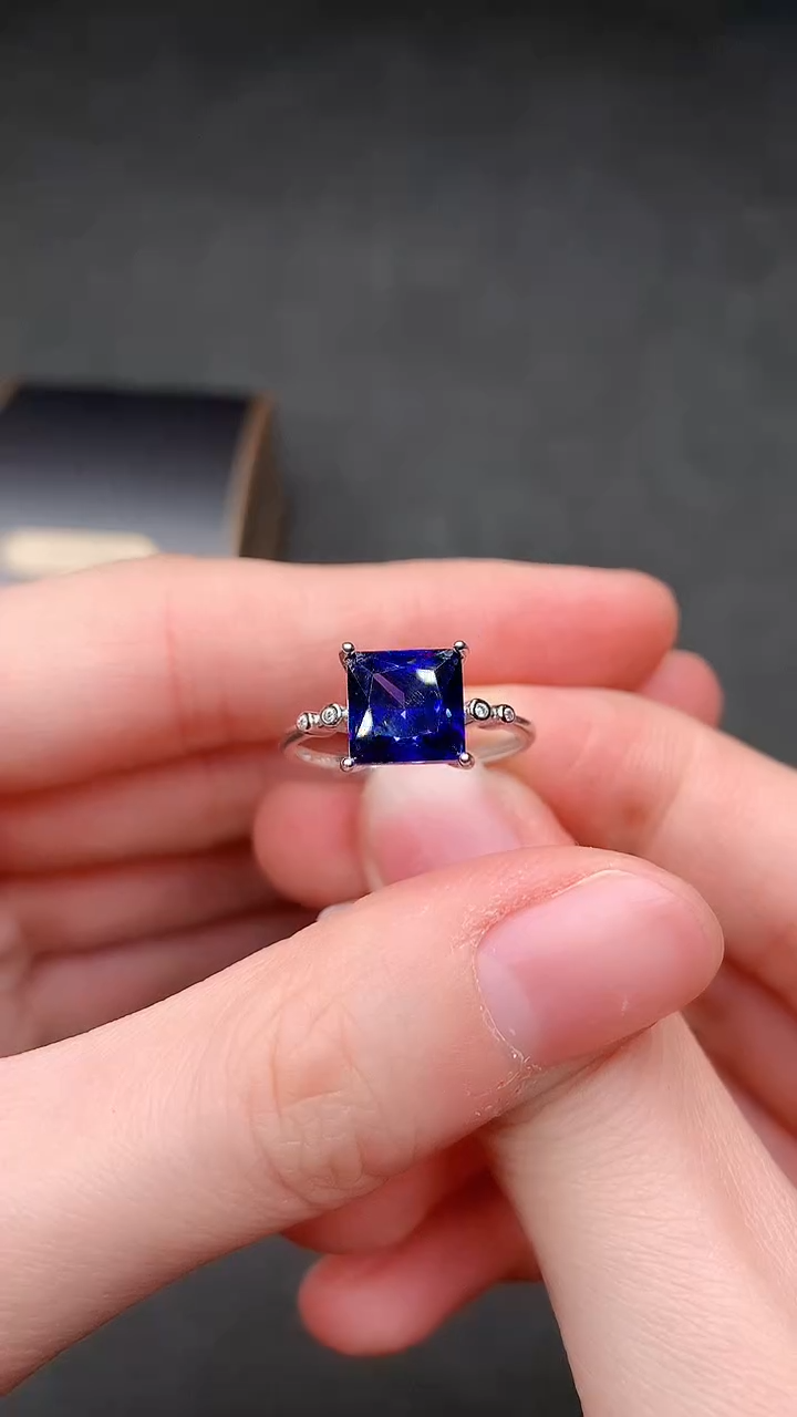 【闪购商品】坦桑石戒指银S925镶嵌.....