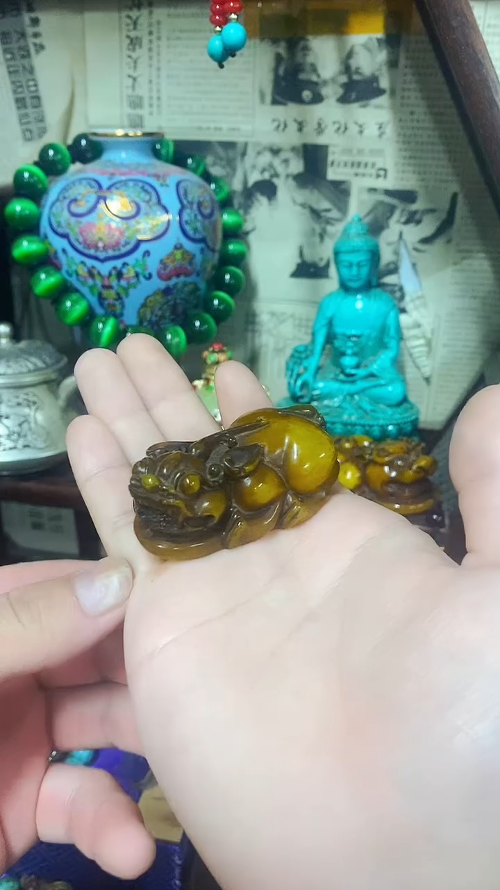未镶嵌蜜蜡裸石主播推荐主播推荐