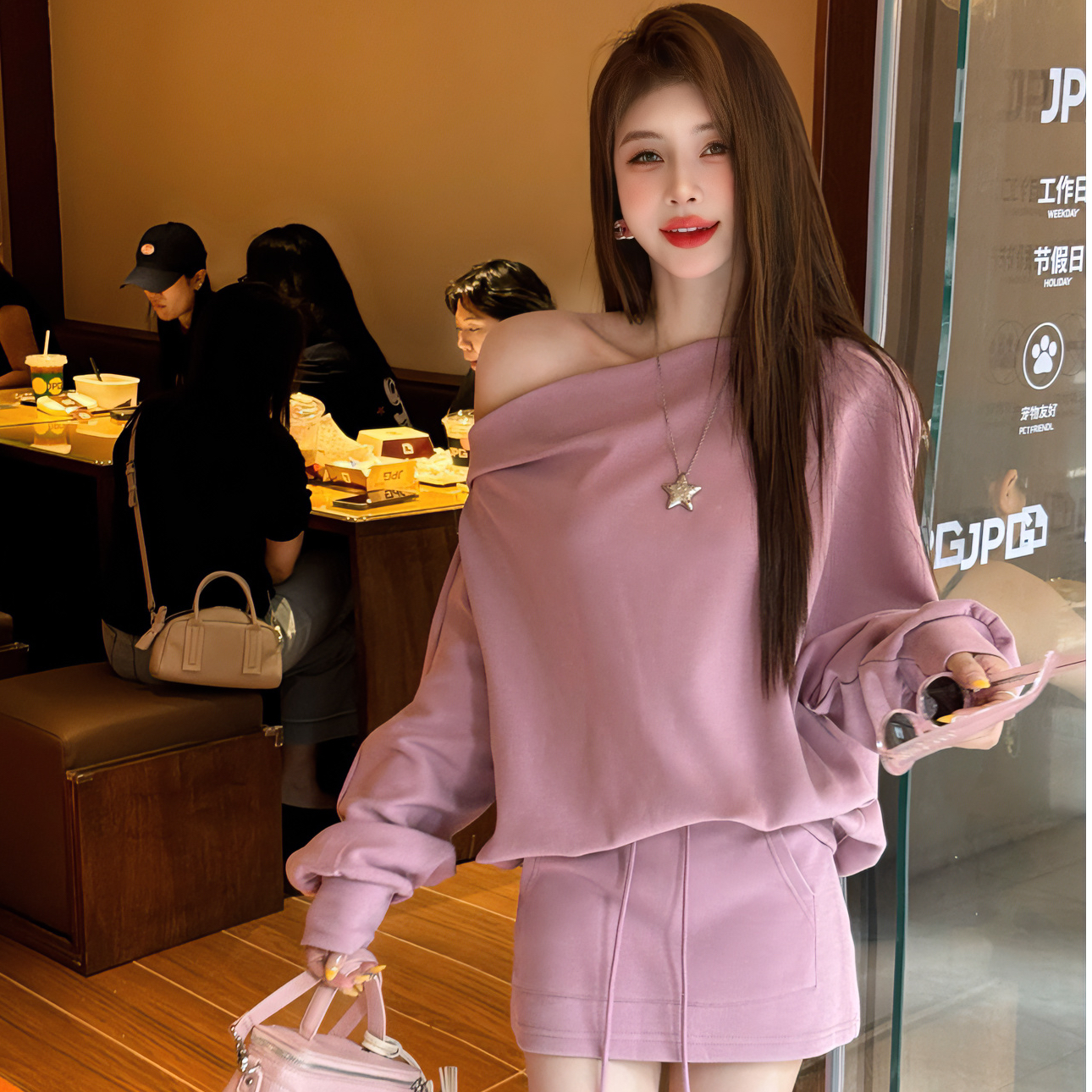 【十一家】宽松不规则斜肩卫衣女秋冬新款上衣+辣妹短裙套装JJ92250