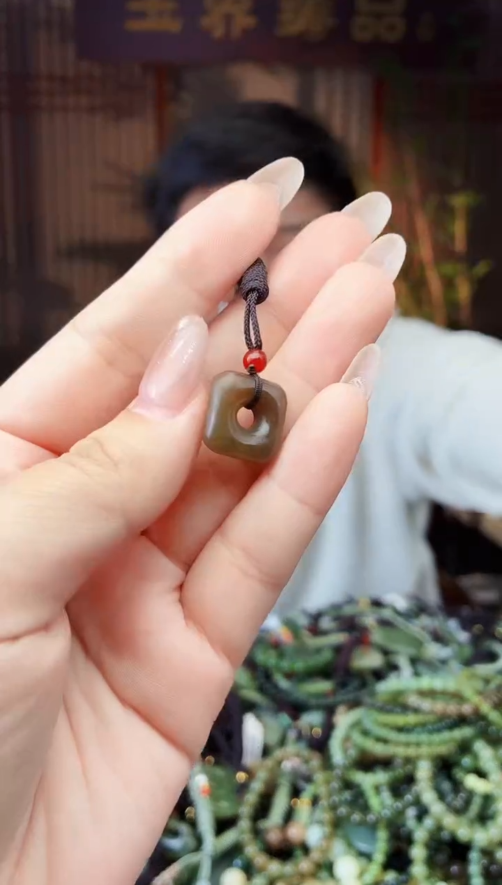 颈饰未镶嵌和田玉多样性发货拍一发一