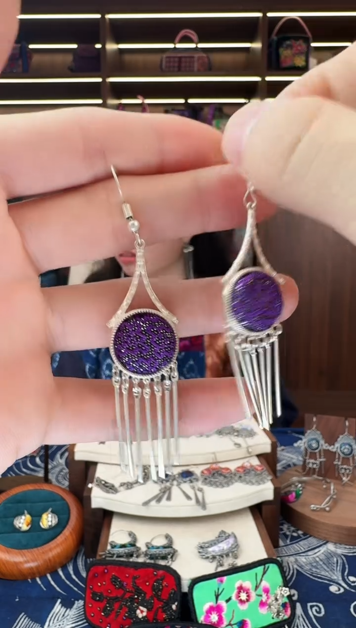 织绣533黔东南苗族刺绣