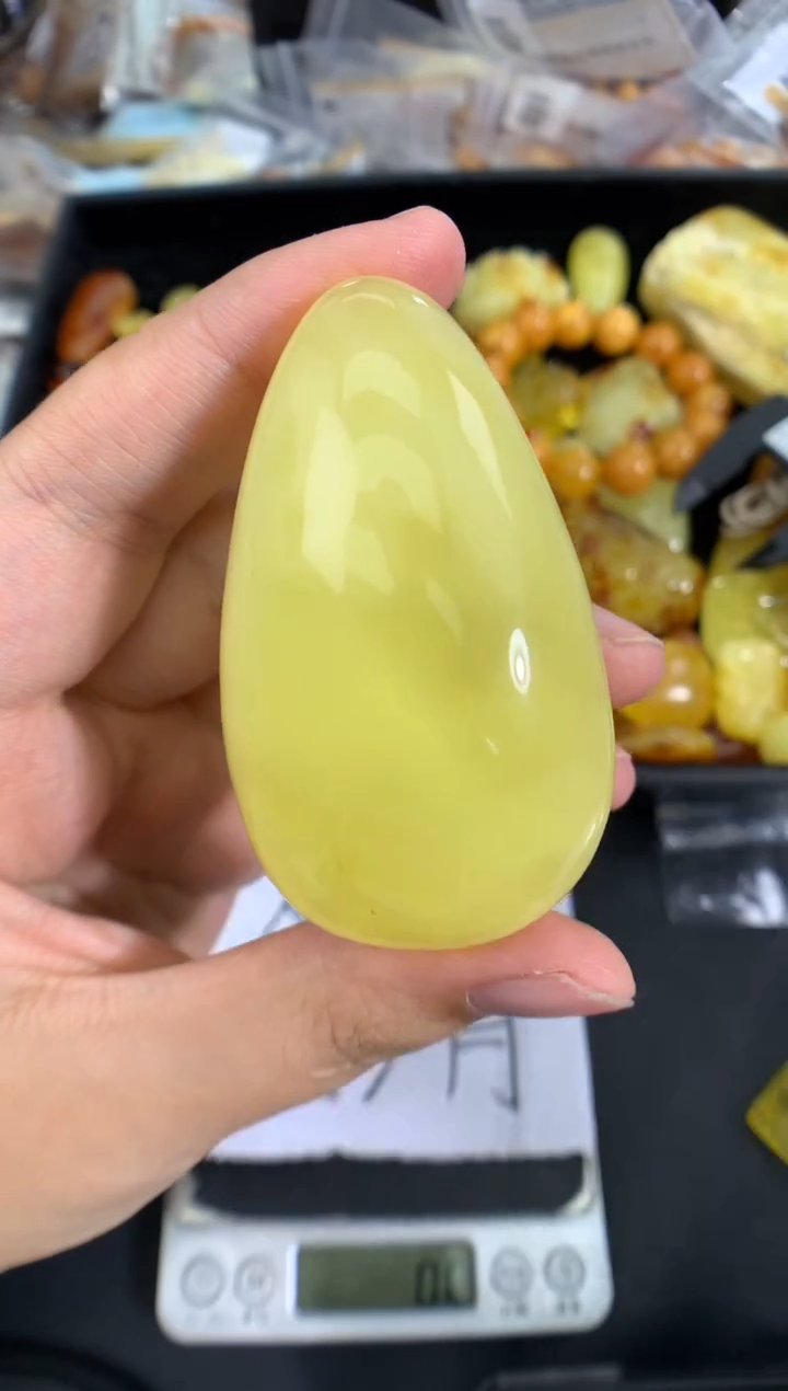 蜜蜡未镶嵌珠宝奇石1