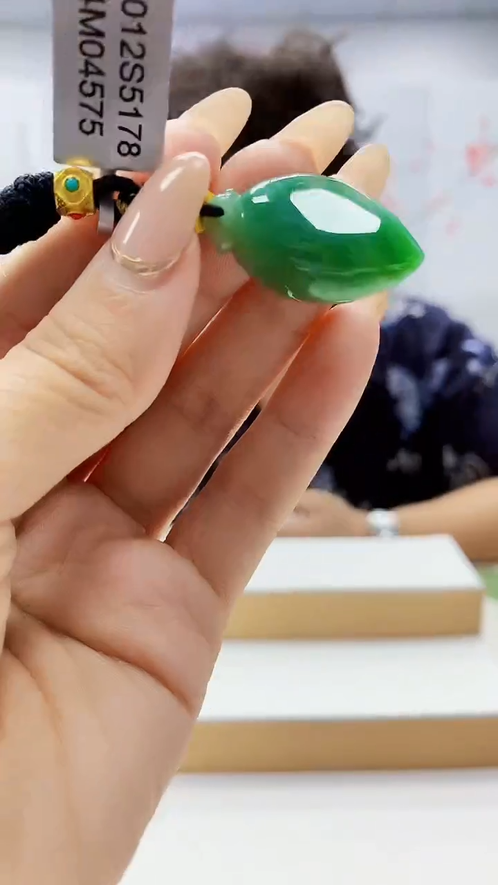 未镶嵌定制翡翠4688ty-毛货挂件49