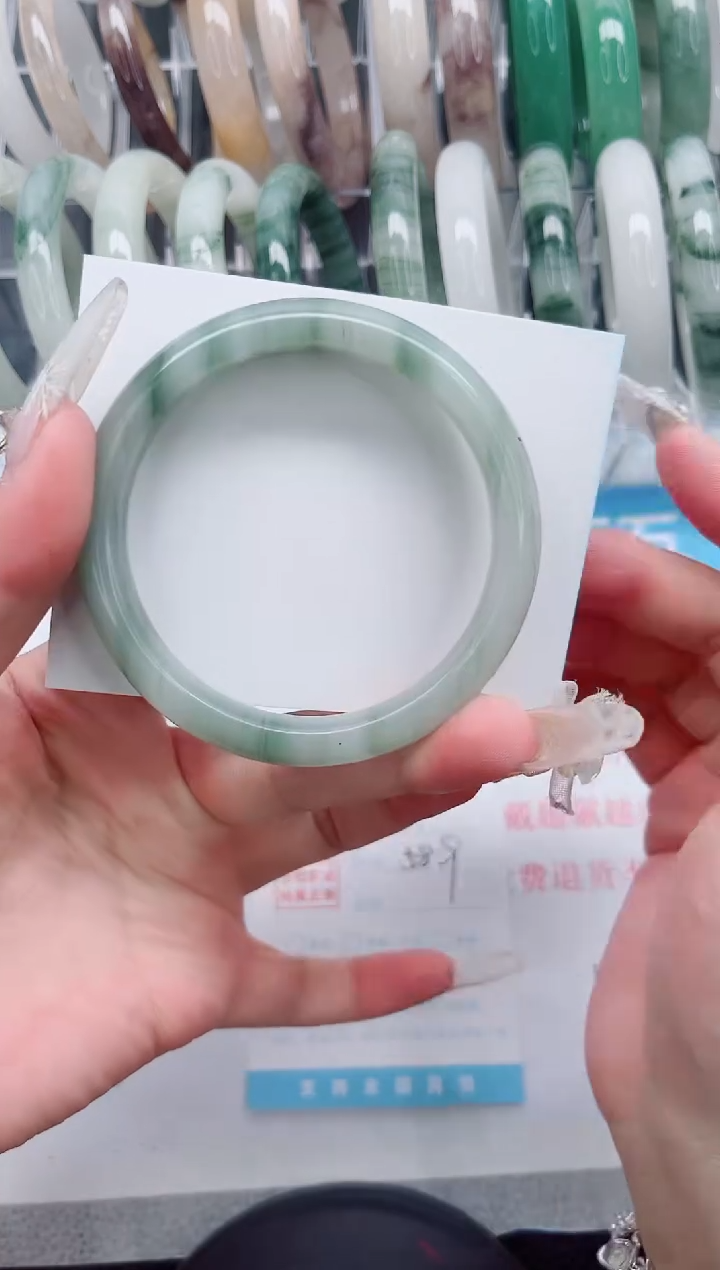 【闪购商品】石英质玉手镯未镶嵌A77-58.9