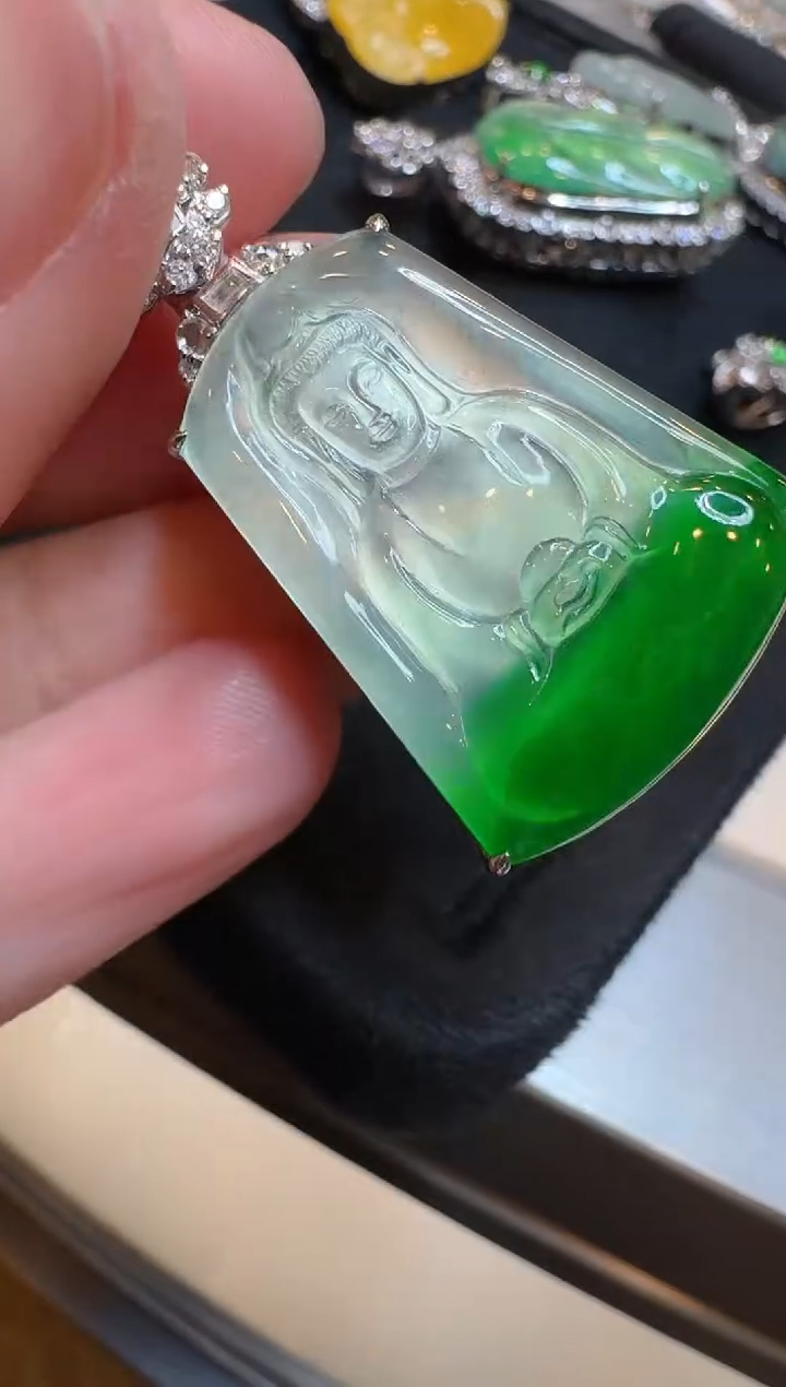 【闪购商品】翡翠吊坠(不含链)18K金镶嵌多样性团购发一件