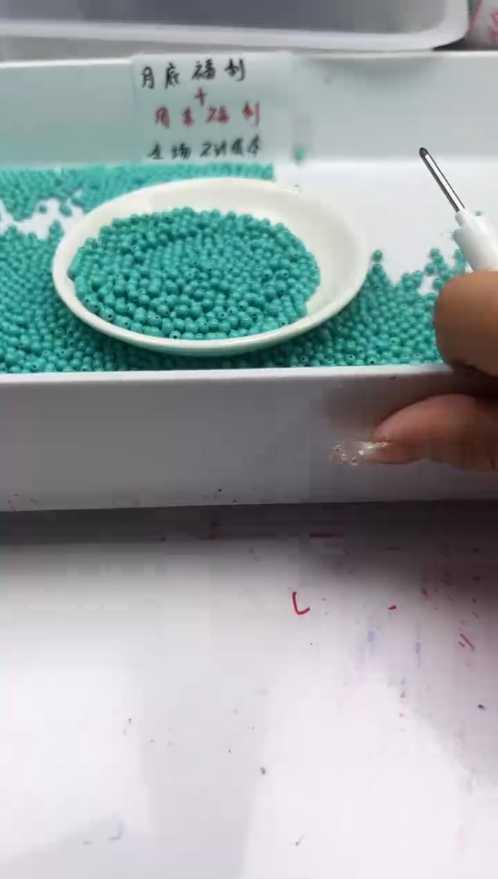 未镶嵌颈饰玛瑙/玉髓w822高瓷绿*松4mm*40颗