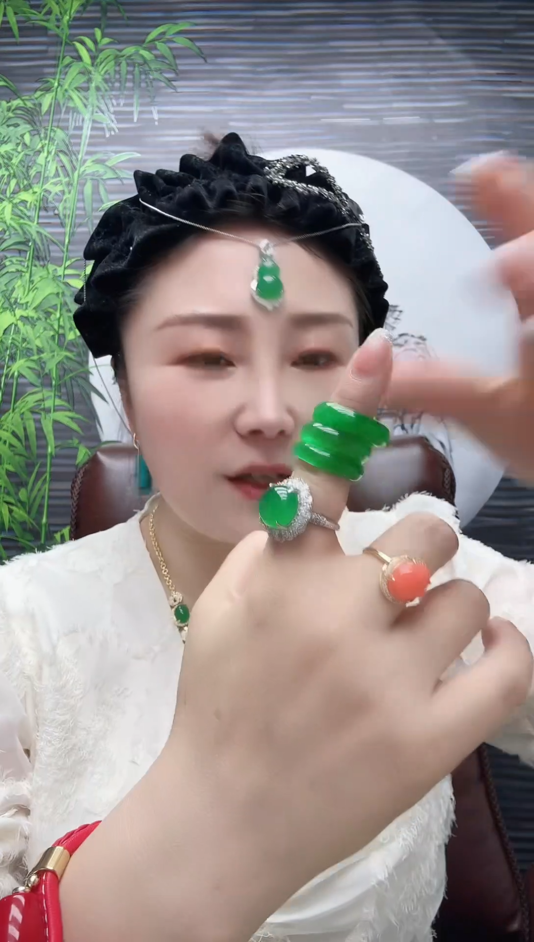 高货满绿裸石戒圈