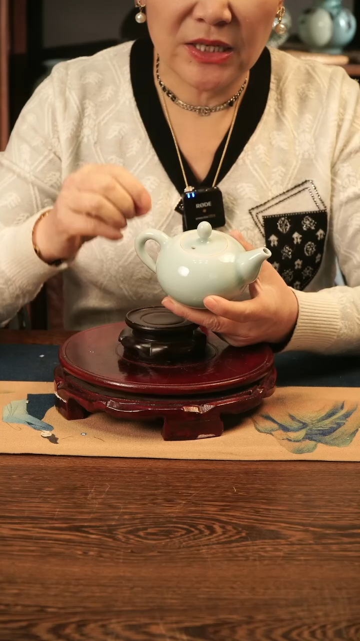 【闪购商品】纯手工 粉青 壶（小口
