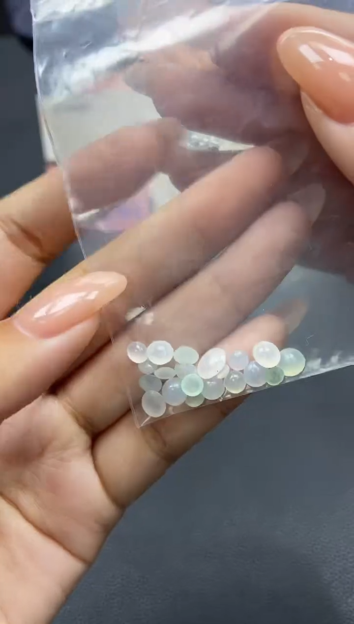 【闪购商品】翡翠颈饰未镶嵌天然翡翠A货96