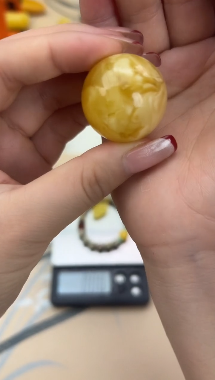 【闪购商品】琥珀裸石未镶嵌蜜蜡单珠