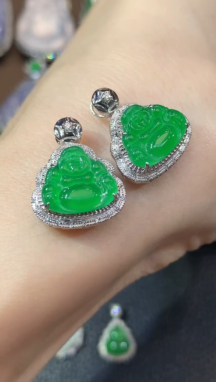 吊坠(不含链)18K金镶嵌翡翠C12 多样性发一件