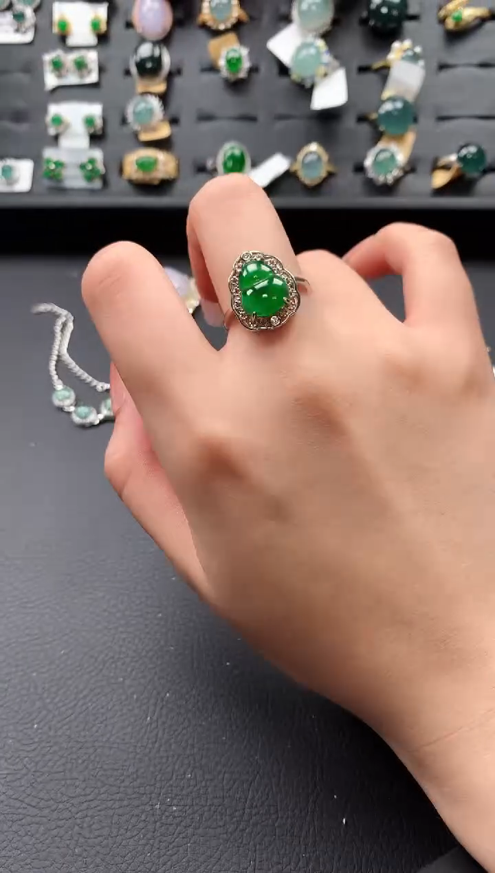 【闪购商品】翡翠戒指银S925镶嵌52141