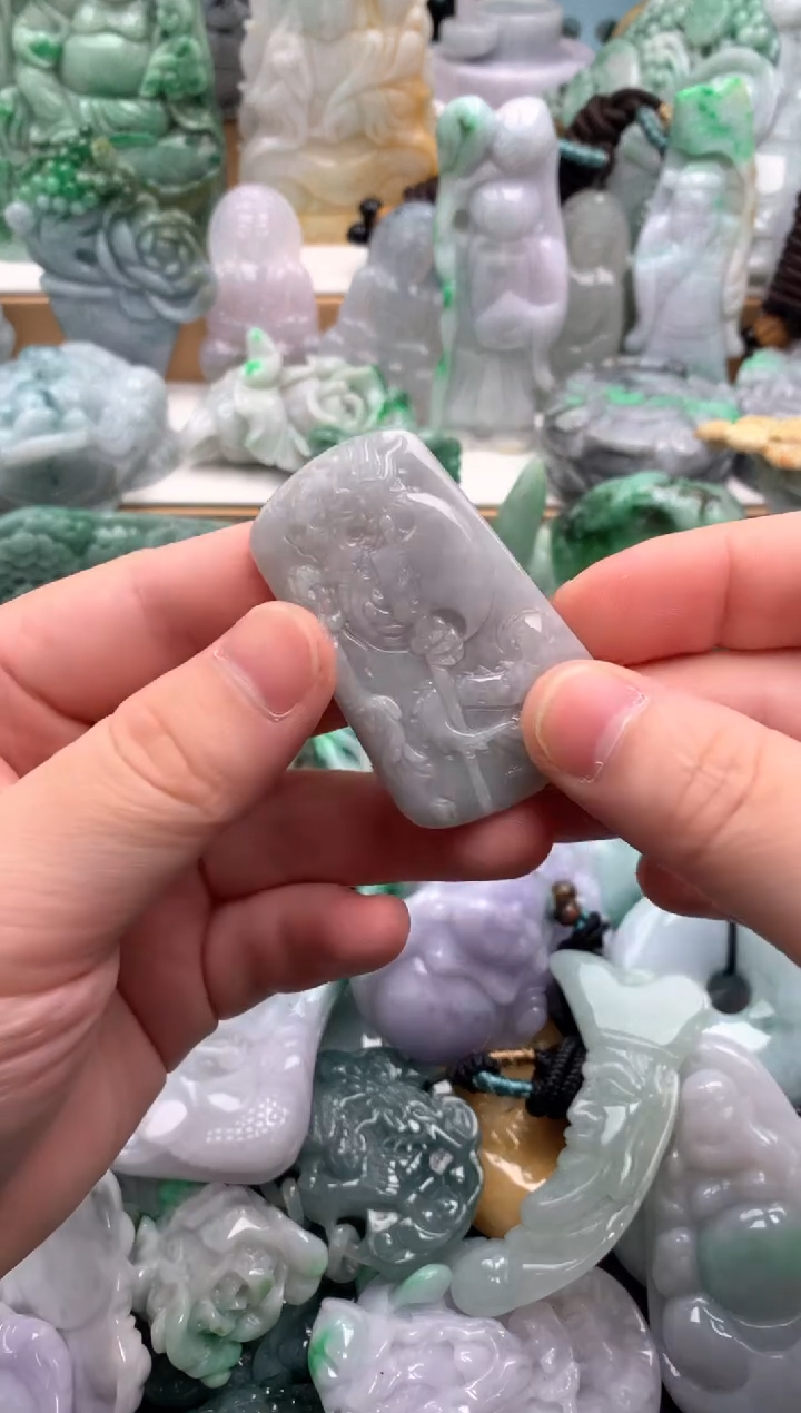 吊坠(不含链)未镶嵌翡翠1