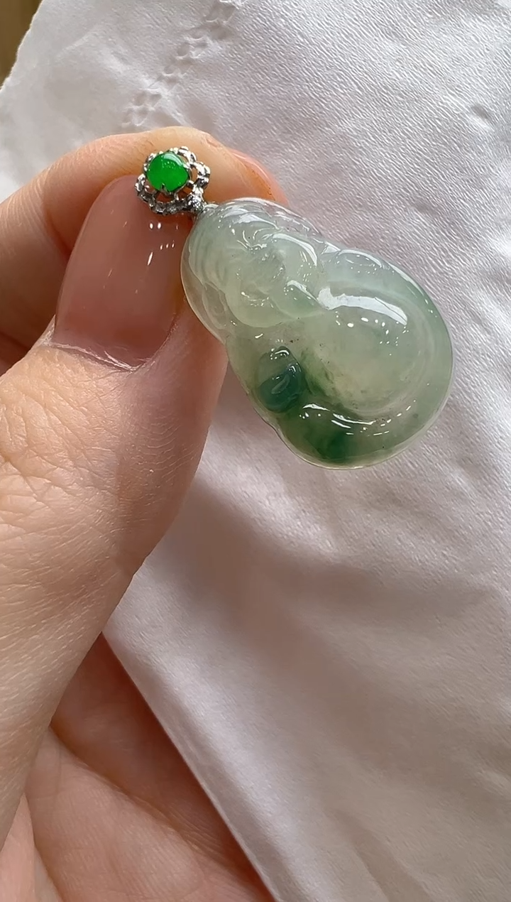 【闪购商品】翡翠吊坠(不含链)18K金镶嵌多样性发货拍一发一