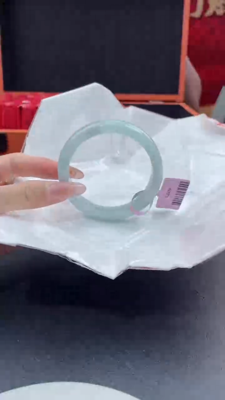 【闪购商品】翡翠手镯未镶嵌翡翠手镯21