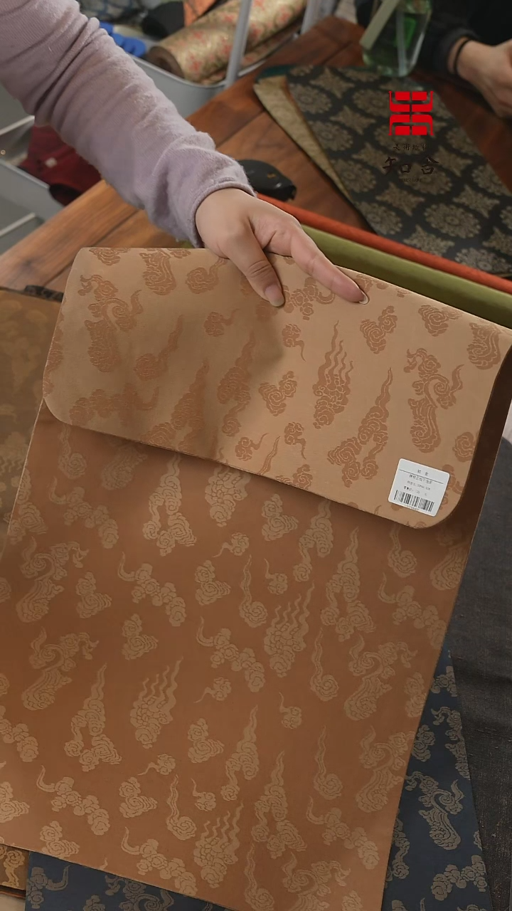 【闪购商品】织绣干泡·············