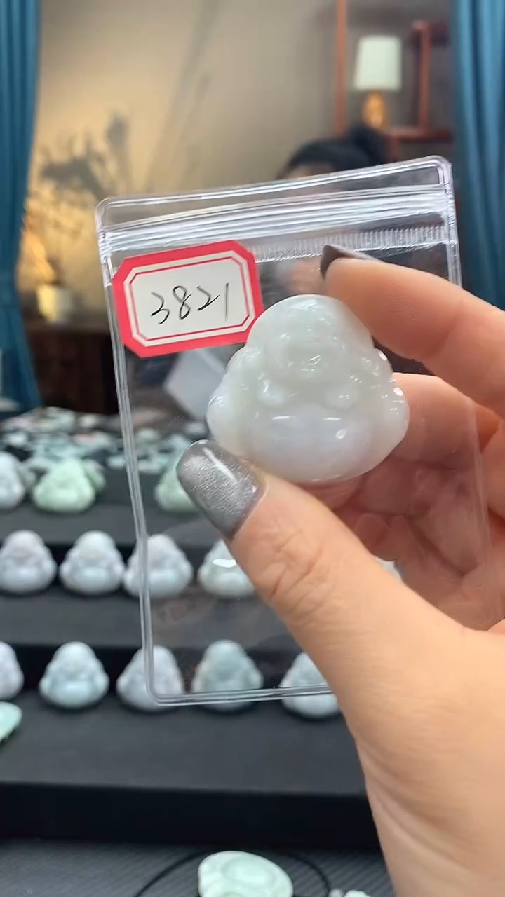 颈饰未镶嵌翡翠佛公3821